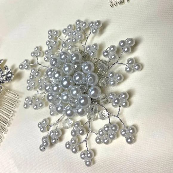 Beautiful Wedding Hair Pins & Bridal Hair Comb Set - Picture 9 of 11